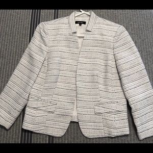 Blazer- Nine West. black and white